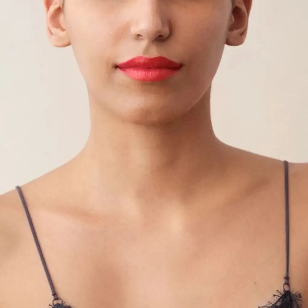 La Perla Matte Silk Lipstick 3.5ml