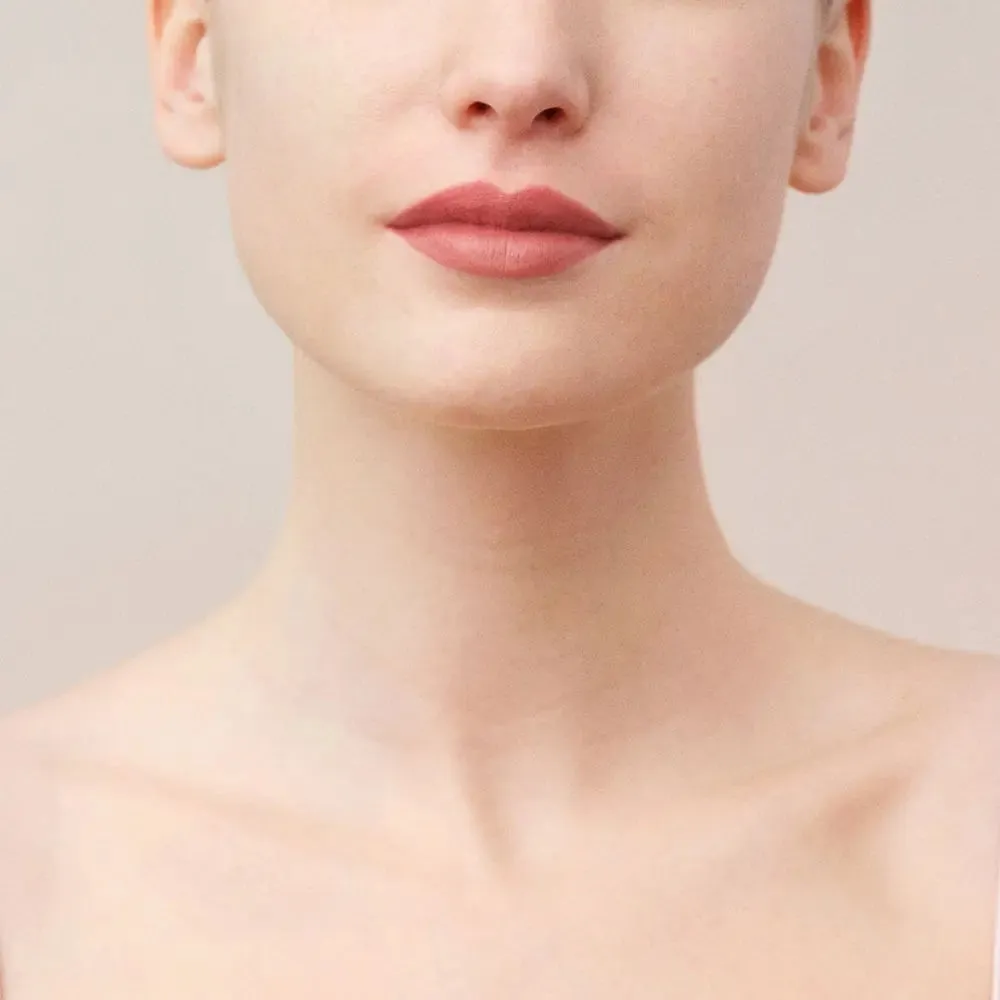 La Perla Matte Silk Lipstick 3.5ml
