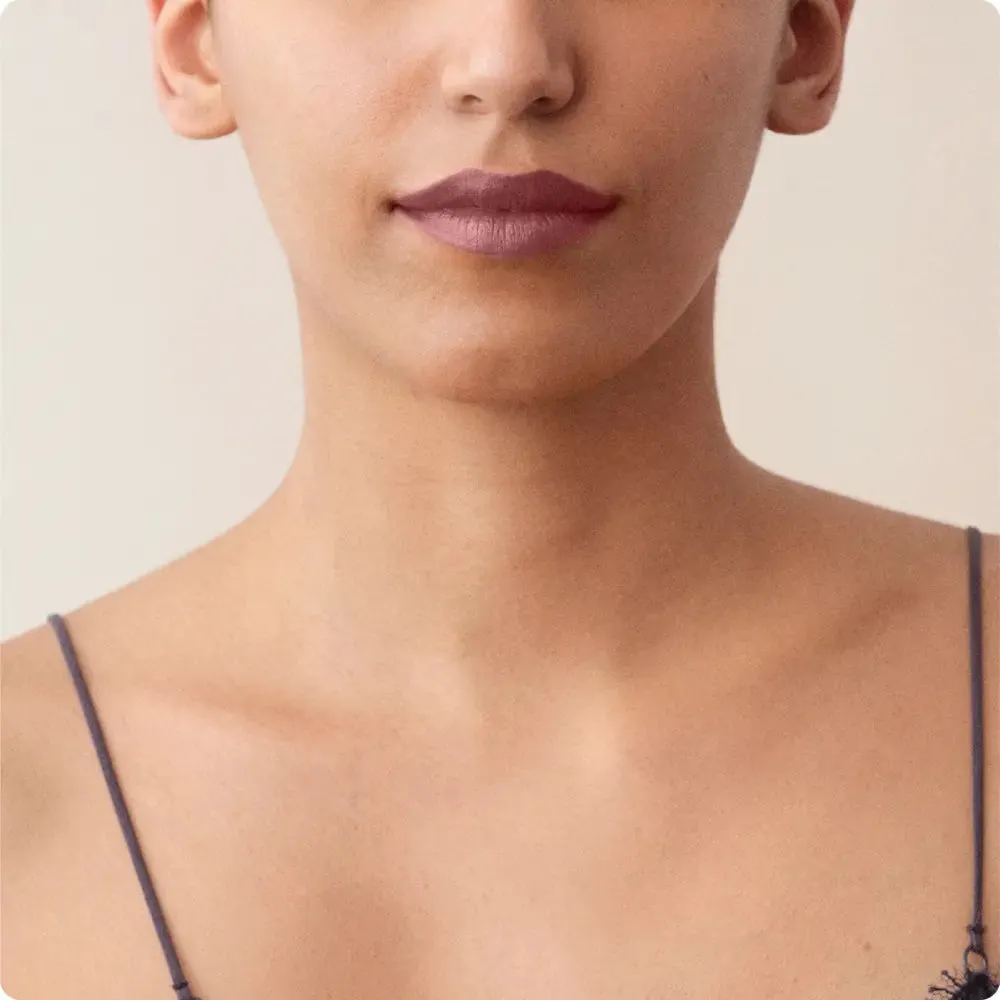 La Perla Matte Silk Lipstick 3.5ml