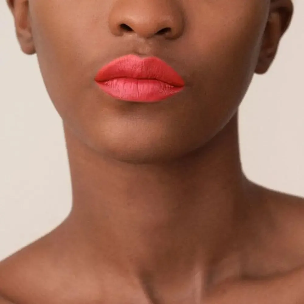 La Perla Matte Silk Lipstick 3.5ml