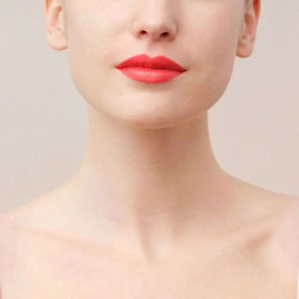 La Perla Matte Silk Lipstick 3.5ml